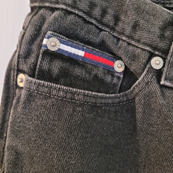 Tommy Hilfiger Jeans Black Denim Straight Leg Size 7 Waist 14.5" Inseam 28" - Picture 4 of 8